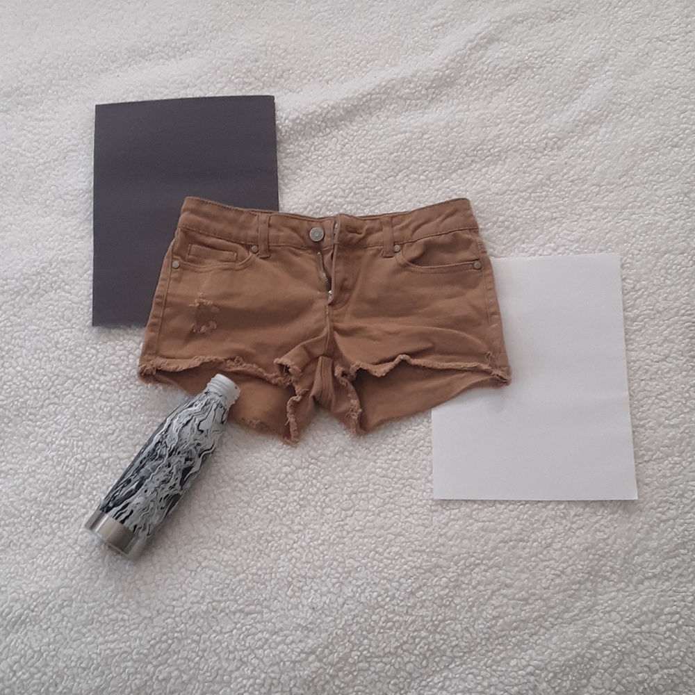 Brown/tan/soil color short shorts